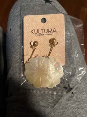 Kultura Filipino Mother of Pearl Flower Dangle Drop Earrings